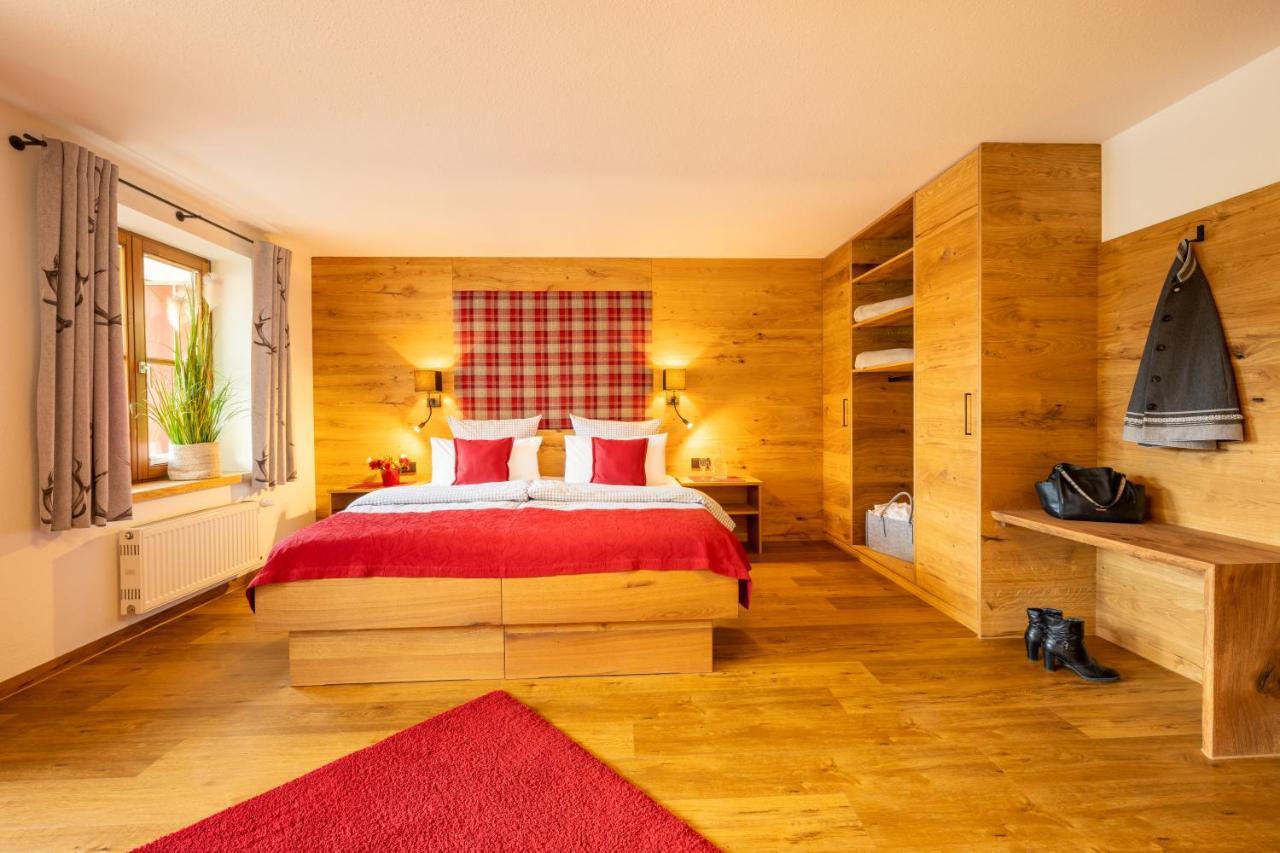 Familien- Und Wellnesshotel "Viktoria" اوبرستدورف المظهر الخارجي الصورة