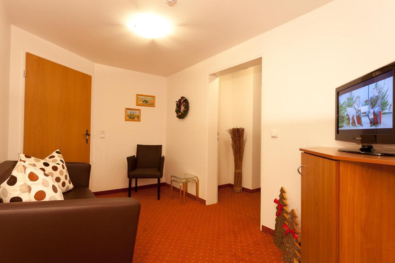Familien- Und Wellnesshotel "Viktoria" اوبرستدورف المظهر الخارجي الصورة