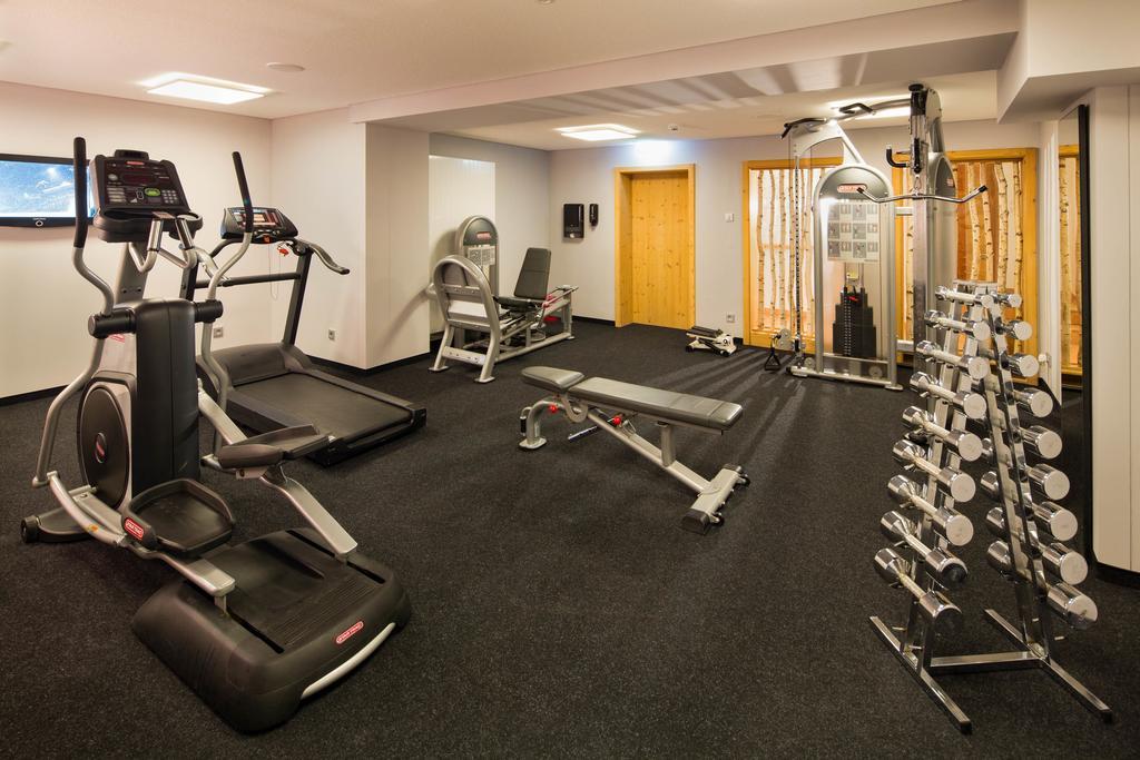 Familien- Und Wellnesshotel "Viktoria" اوبرستدورف الغرفة الصورة