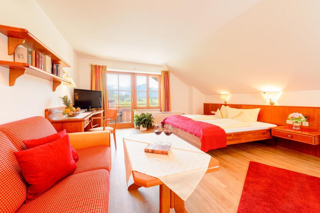 Familien- Und Wellnesshotel "Viktoria" اوبرستدورف المظهر الخارجي الصورة